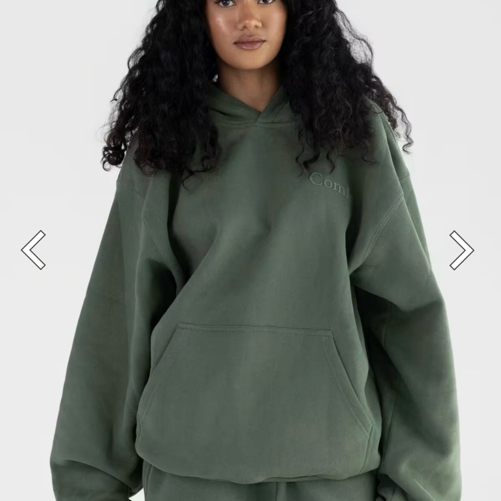 Comfrt Minimalist Hoodie in Forest